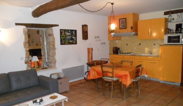 Appartement La Perche 4 Personnes au Calme en Bord de Rivière