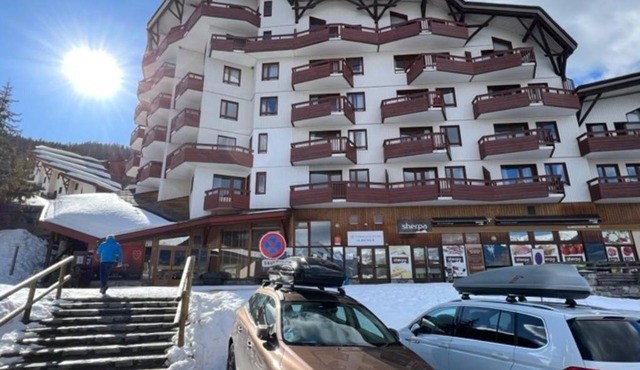 Appartement La Tania 2 pièces garage dans chalet pied pistes