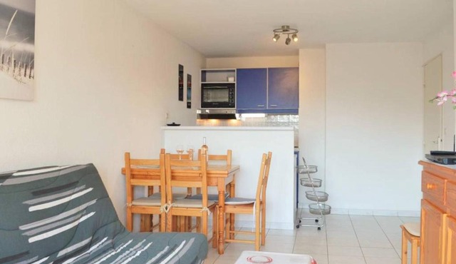 Appartement Le Lavandou, 3 pièces, 6 personnes - FR-1-251-65