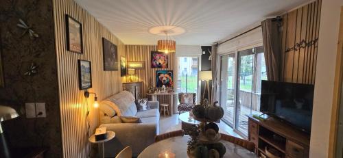 Appartement Les reflets du lac en face du lac de Loudenvielle avec jardin clos, 6 Personnes, classé 4 étoiles