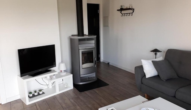 Appartement Lumineux & Chaleureux à Flavin.