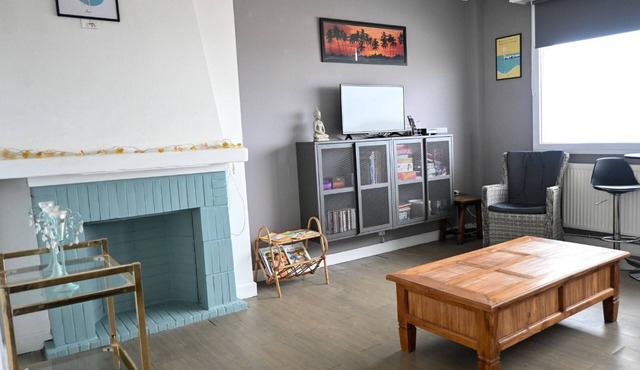 Appartement Lumineux, Calme et Spacieux Situé Face à la mer