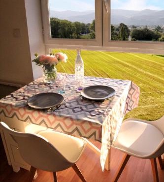 Appartement lumineux proche du CNPE Cruas avec Vue, Parking Sécurisé et Wifi rapide