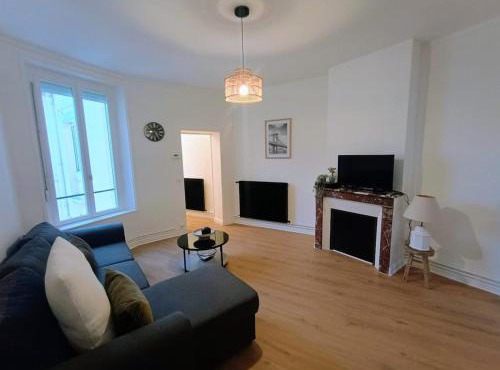 Appartement lumineux proche hyper-centre