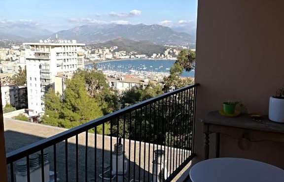 Appartement Lumineux Vue Panoramique