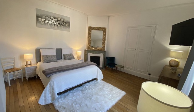 Appartement Luxe ****-Apartment-Deluxe-Mobility bath-City View
