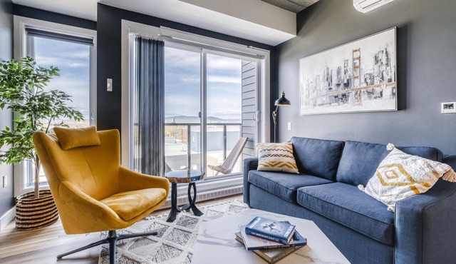 Appartement Luxe | Incredible Sunset View - Pool - Parking - Near Old Québec