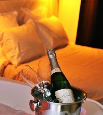 Appartement luxueux avec Jacuzzi privatif