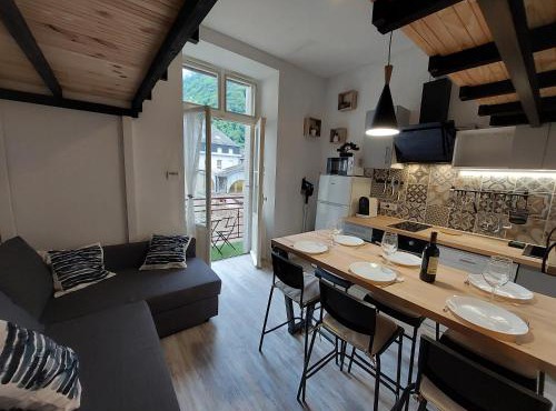 Appartement mezzanine 5 personnes avec balcon vue sur la montagne