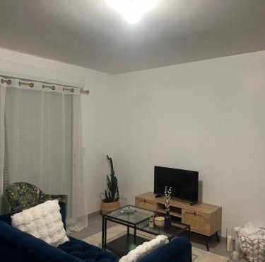 Appartement moderne et spacieux avec terrasse privée 2