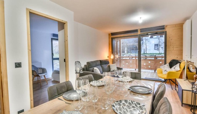 Appartement moderne T3 - Proche pistes et village - 6 pers - Parking - Ski room - Wifi - FR-1-685-65