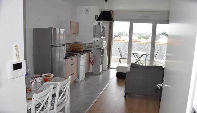 Appartement neuf T2 avec balcon en centre ville à 800 m de la plage