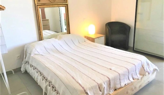 Appartement Neuf Accès Tous Commerces et Centre Ville Historique
