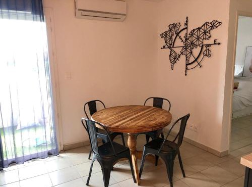 Appartement neuf, climatisé, proche mer