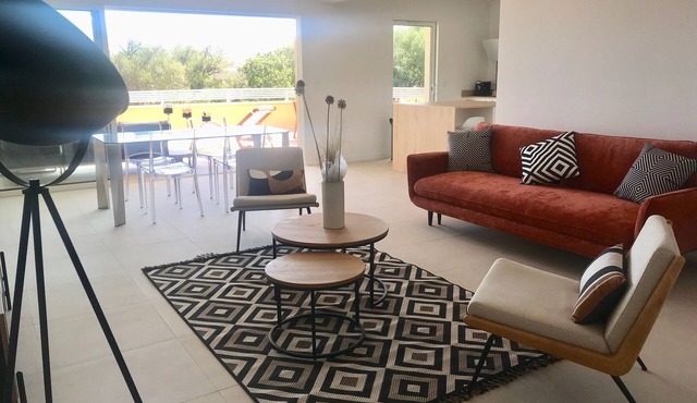 Appartement Neuf, vue Mer, à L'ile Rousse