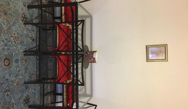 Appartement of 2 rooms, bathroom, WC and kitchen all separate, take 5 persons