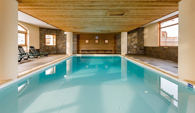 Appartement près des pistes | Piscine + Sauna!