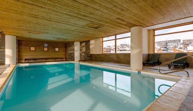 Appartement près des pistes! Piscine + Sauna