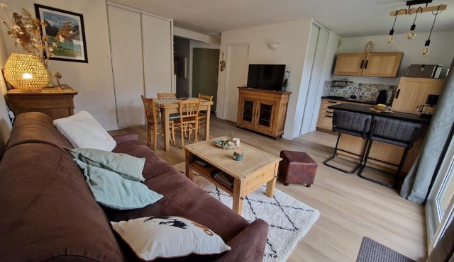 Appartement rénové proche de Luz Saint Sauveur 1chambre et 1 coin cabine