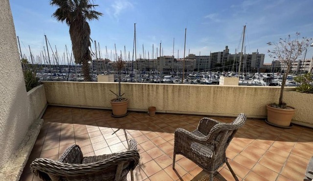 Appartement rénové 1 chambre + cabine, parking privé, à 400m de la plage - FR-1-81-601