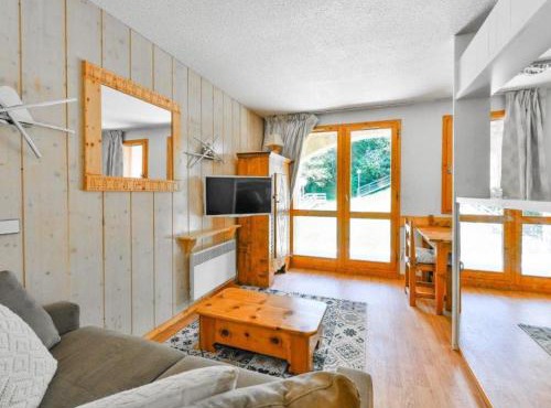 Appartement rénové 2 pièces, proche piste ski, parking inclus - FR-1-514-48