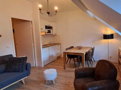 Appartement rénové 6 pers avec accès piscine - FR-1-504-596