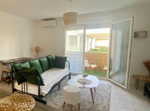 Appartement rénové avec balcon et parking proche Saint-Émilion