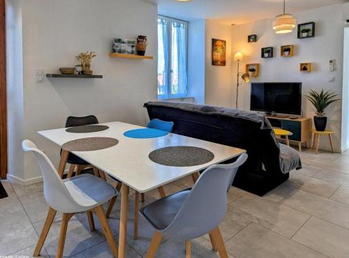 Appartement rénové avec jardin à Héricourt - FR-1-583-442