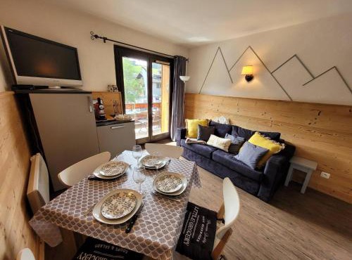Appartement rénové, centre station, 3 étoiles, parking, proche vieux village - FR-1-598-44