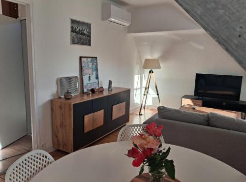 Appartement renové 46m2 - Climatisé, Calme et proche commodités