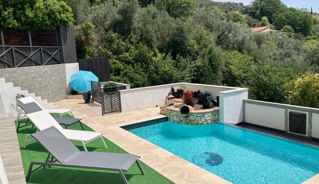 Appartement rez de Villa Dans Quartier Calme a Cinq Minutes du Centre