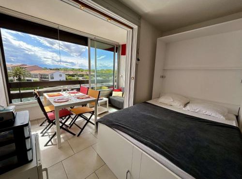 Appartement Studio cabine 4 couchages ST CYPRIEN PLAGE SC270-062