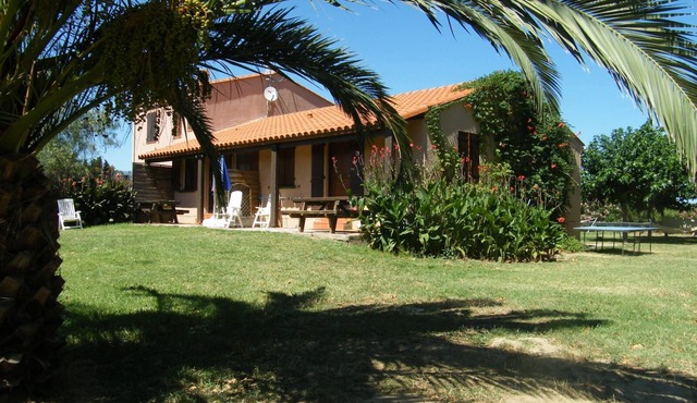Appartement soleil catalan 2km mer rdc 4pers 50m2 wifi 2ch large garden parking