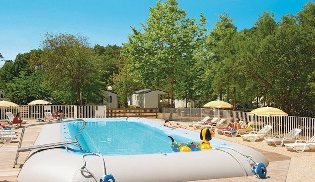 Appartement spacieux au bord de l'océan | Piscine!