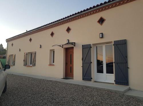 Appartement spacieux et confortable à Clermont-Dessous, terrasse