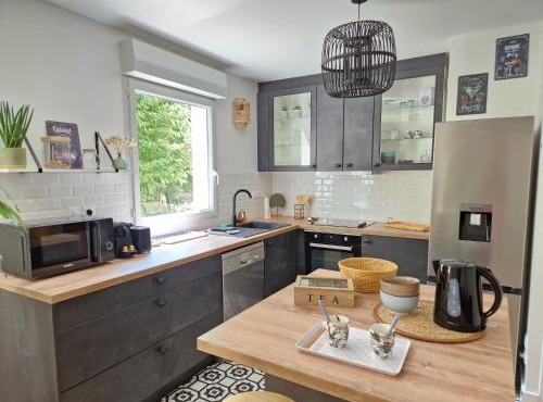 Appartement Spacieux avec Parking proche MER