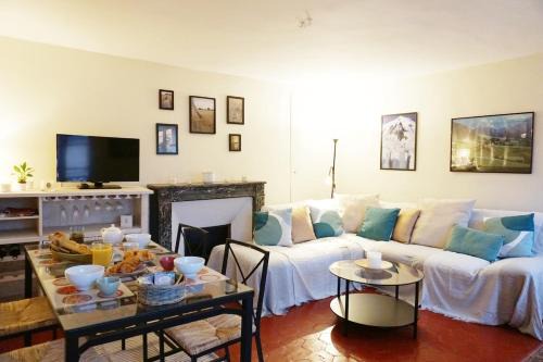 Appartement spacieux à 5 minutes du Château de Versailles