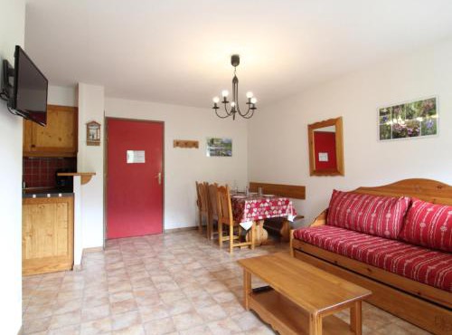 Appartement spacieux 6 pers au pied des pistes avec balcon, parking et WiFi - FR-1-508-120