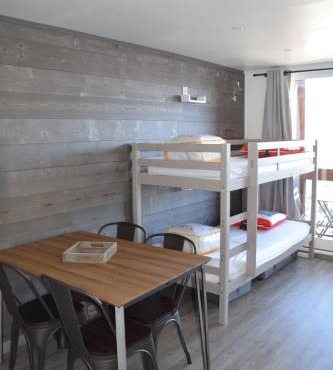 Appartement Studio rénové le Corbier 4 personnes 22m2 domaine les Sybelles Classé 2 étoiles label qualité le corbier