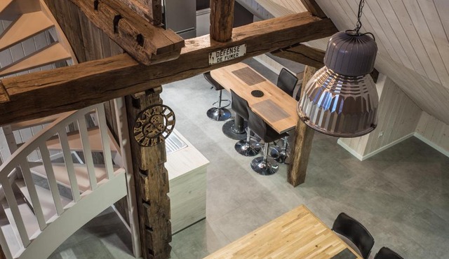 Appartement style industriel avec terrasse