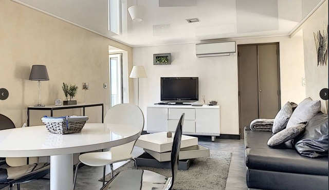 Appartement Surplombant la mer