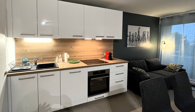 Appartement T2 au Calme Près D'avignon, 1 Chambre, Terrasse, Parking Gratuit