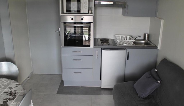 Appartement T2 avec terrasse à 100m des Thermes, Wi-Fi, proche centre de La Roche-Posay - FR-1-541-23