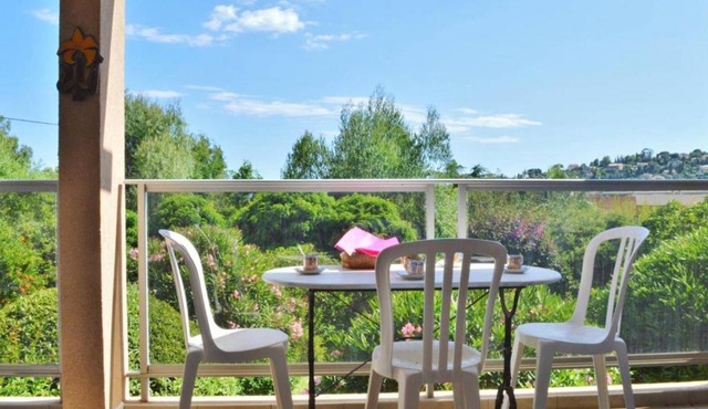 Appartement T2 avec Terrasse Sud, Climatisé, à Proximité Plage - Le Lavandou - FR-1-251-295