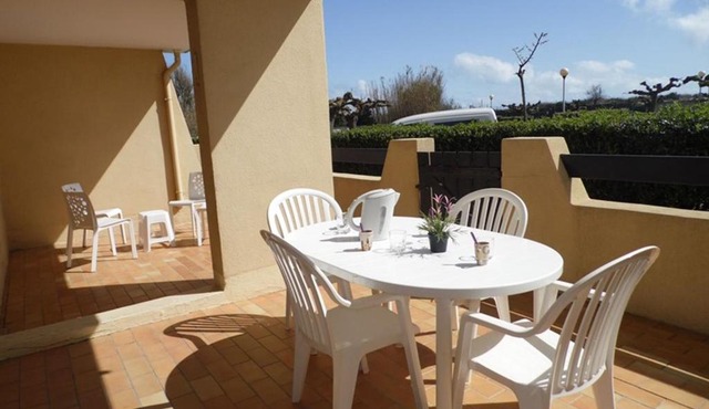 Appartement T2 Cabine avec Terrasse et Parking Privé, 4 Couchages, Marseillan - FR-1-326-599