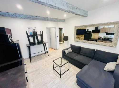 Appartement T2 centre village