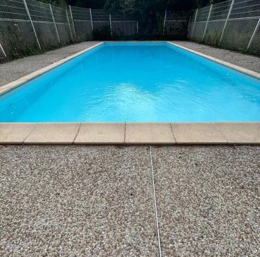 Appartement t2 piscine Parkin privée