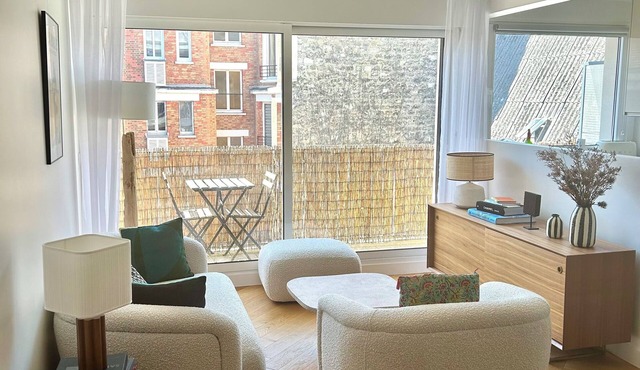 Appartement T2 Refait à Neuf Lumineux et Paisible Dans le Quartier Dauteuil