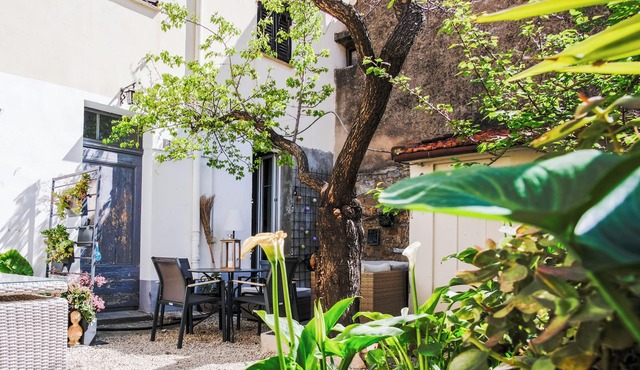 Appartement Très Cosy Avec Jardinet