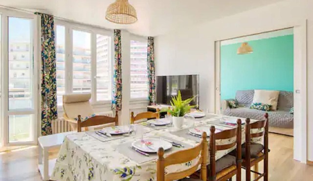 Appartement Traversant Avec Balcons Plage des Catalans